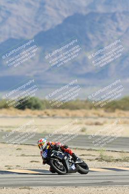 media/Nov-16-2025-Race Pace (Sun) [[8c5fa54630]]/Non Verified Riders (1st 20 Minutes)/4-Turn 16 (1116am)/